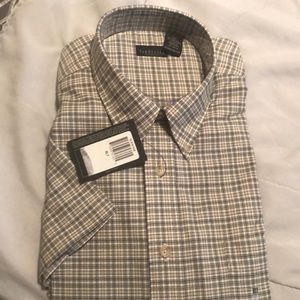 short sleeve button down shirt.extra large tall